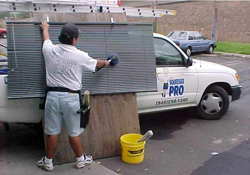 squeegee pro orange county blind cleaning