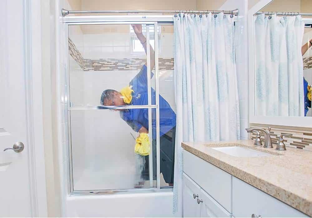 squeegee pro window cleaning orange county shower door cleaning